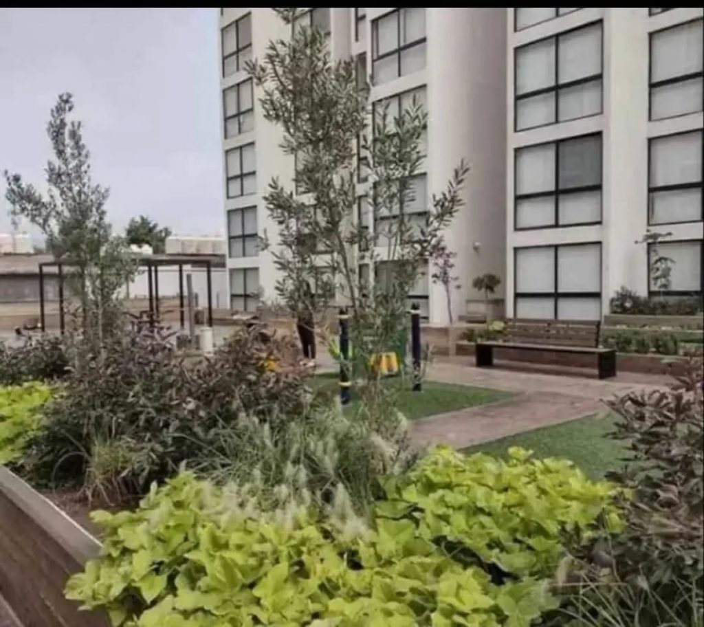 Departamento amueblado a la venta en Santa Ana Tepetitlan Zapopan 2