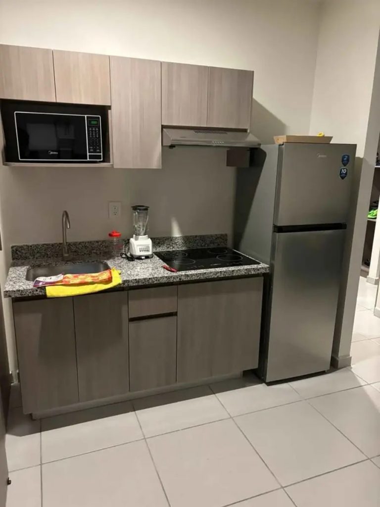 Departamento amueblado a la venta en Santa Ana Tepetitlan Zapopan 8
