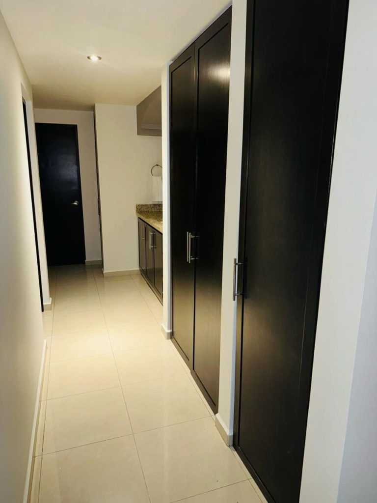 DEPARTAMENTO AMUEBLADO EN RENTA 3 RECAMARAS EN PASEO RESIDENCIAL 8