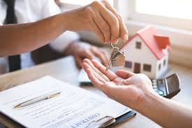 ¡No Compres Casa Hasta Leer Esto! 7 Trucos que las Inmobiliarias No Quieren que Sepas 3 revisa documentos legales