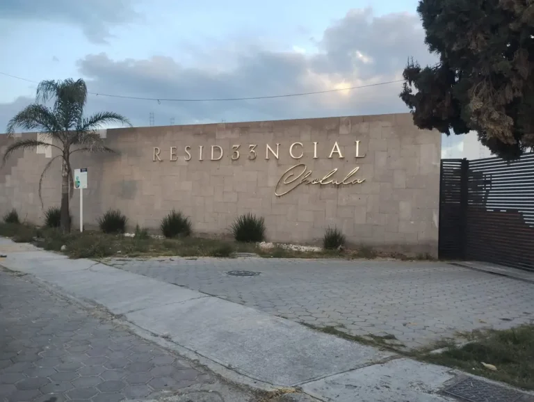 Terreno en “Residencial Cholula”, VENTA