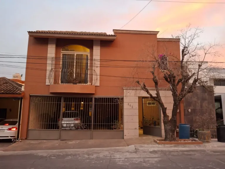 Casa en Venta en Satélite Acueducto Sexto Sector, Monterrey, Nuevo León