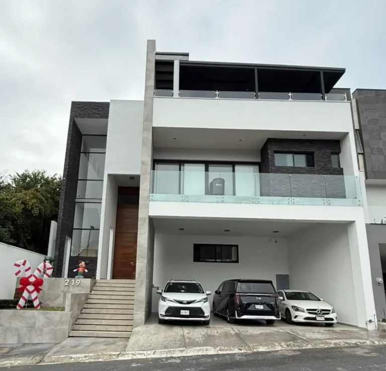 Casa en Venta en Carolco, Monterrey, Nuevo León