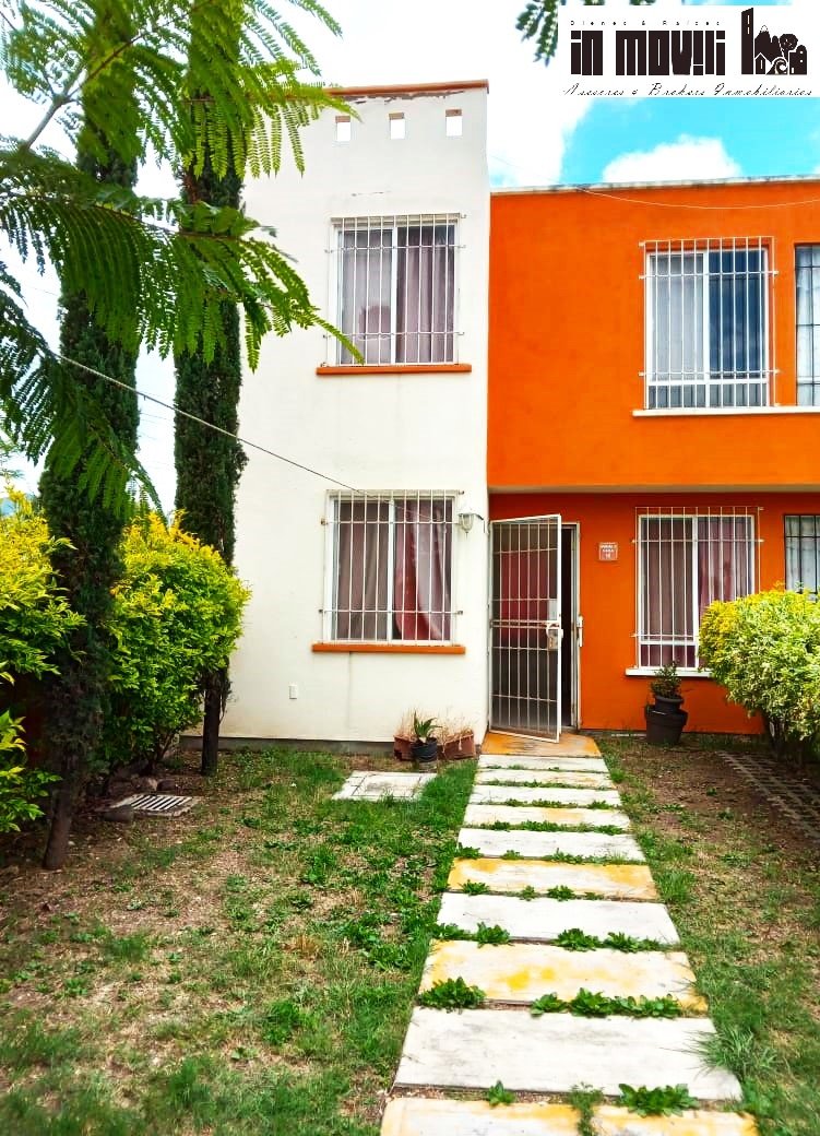 CASAS EN RENTA EN OAXACA, ZONA ATZOMPA, AMUEBLADO, FRACC. ALFAREROS, 2 RECAMARAS.