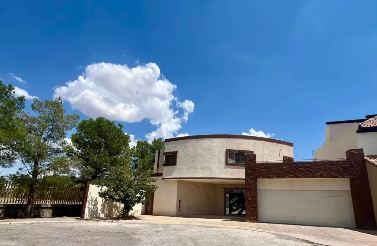Casa en Venta en Paseo del Bosque, Juárez, Chihuahua