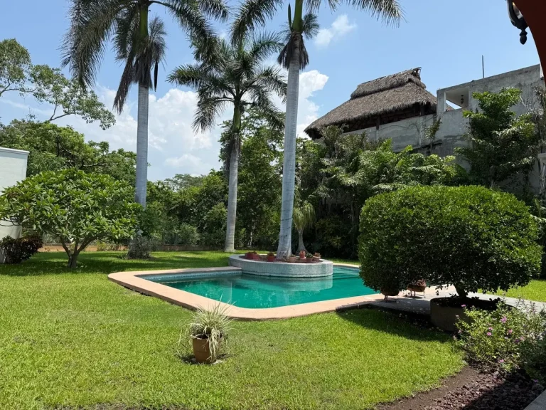 Hermosa residencia en un solo nivel, alberca, Comala, Colima