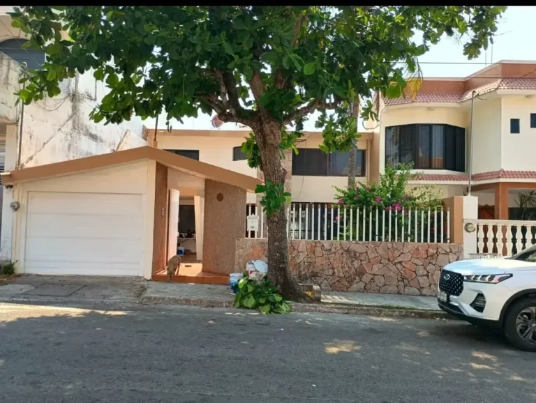 Casa en Renta en La Tampiquera, Boca del Río – 4 Recámaras y Aire Acondicionado