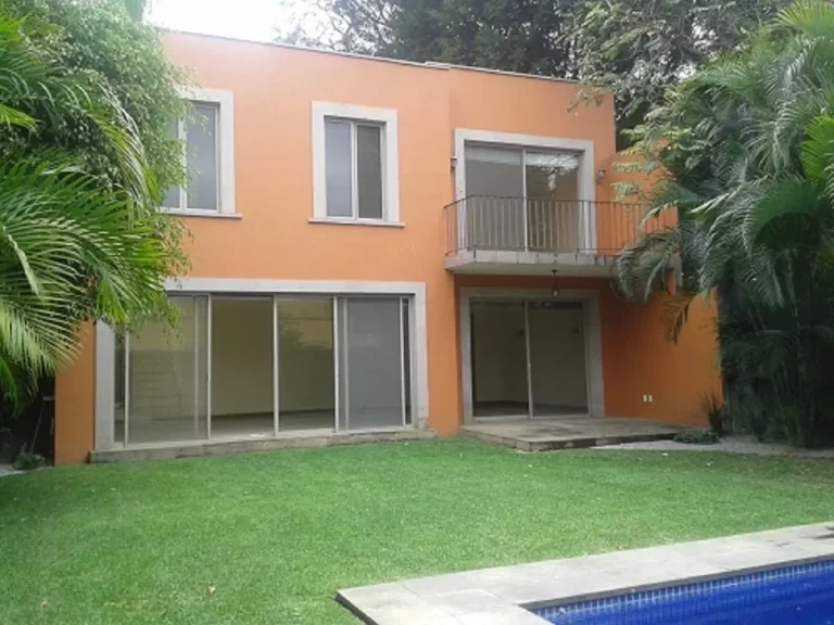 Casa con alberca en Palmira, Cuernavaca, Morelos