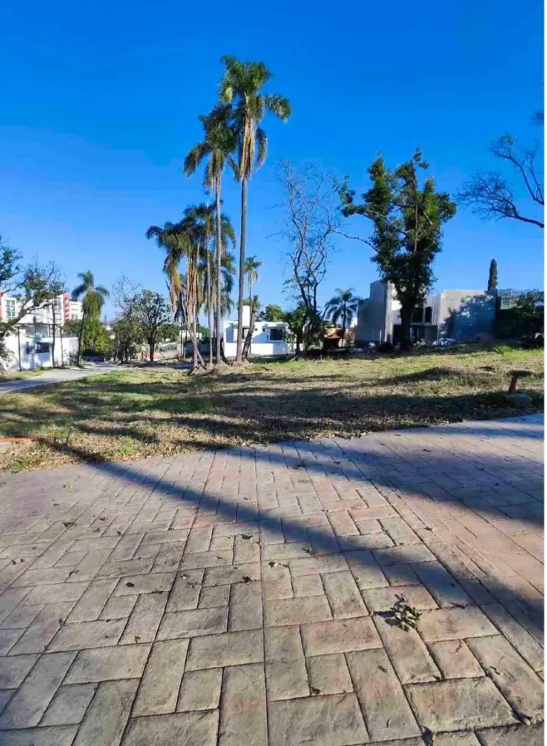 Venta de terreno de 180 M2 a 10 minutos del Centro de Cuernavaca Morelos