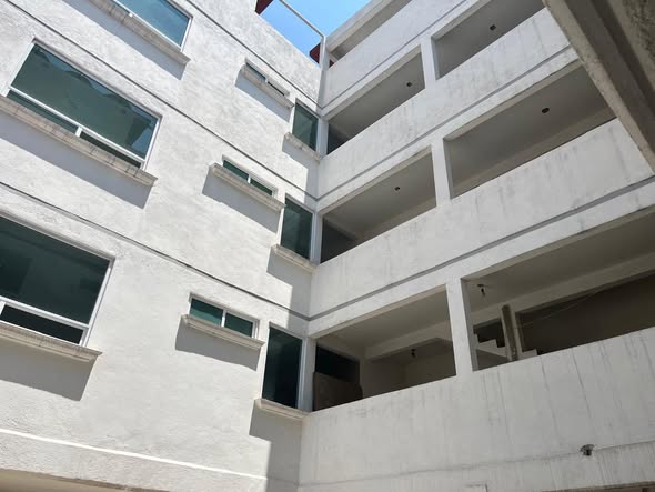 584409307_122124402050991789_4291994252721479313_n