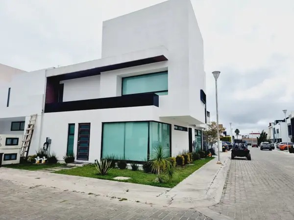 CASA-CONCEPTO-DUPLEX-EN-VENTA-EN-ZONA-PLATEADA-PACHUCA-1