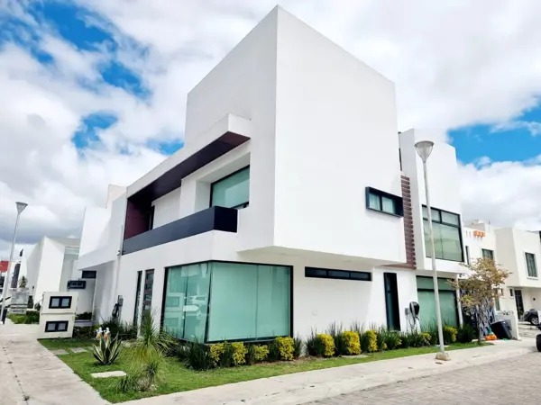 CASA-CONCEPTO-DUPLEX-EN-VENTA-EN-ZONA-PLATEADA-PACHUCA-2