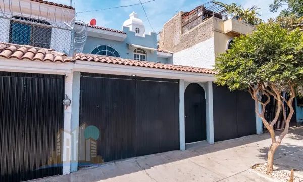 Casa-en-Venta-en-Residencial-Tabachines-Zapopan-Jalisco-2