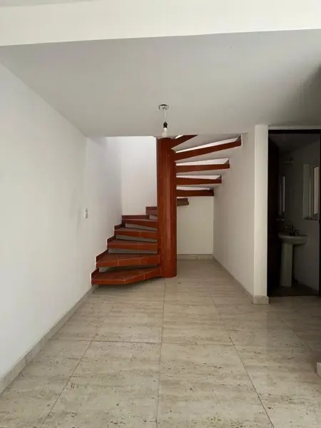 Casa-Remodelada-en-Venta-con-Amplios-Espacios-Cuautitlan-Izcalli-Edo-de-Mex-4