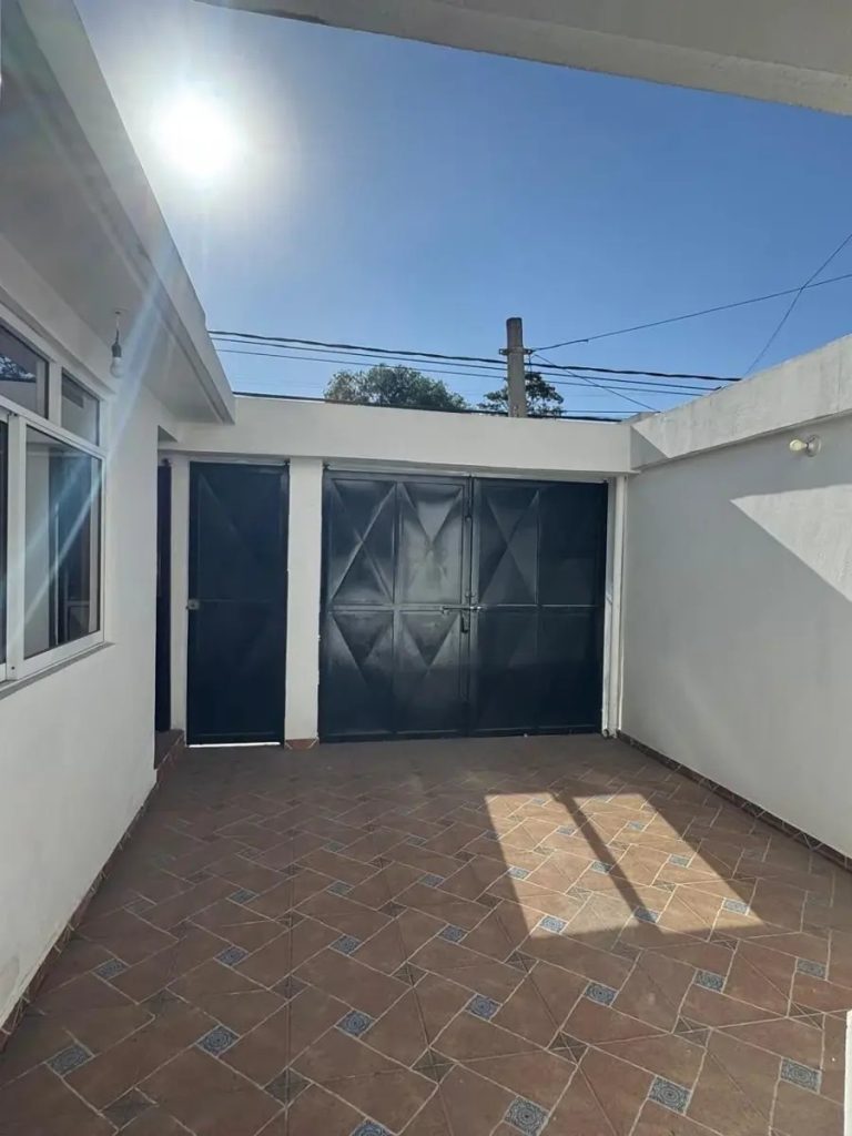 Casa-Remodelada-en-Venta-con-Amplios-Espacios-Cuautitlan-Izcalli-Edo-de-Mex-9