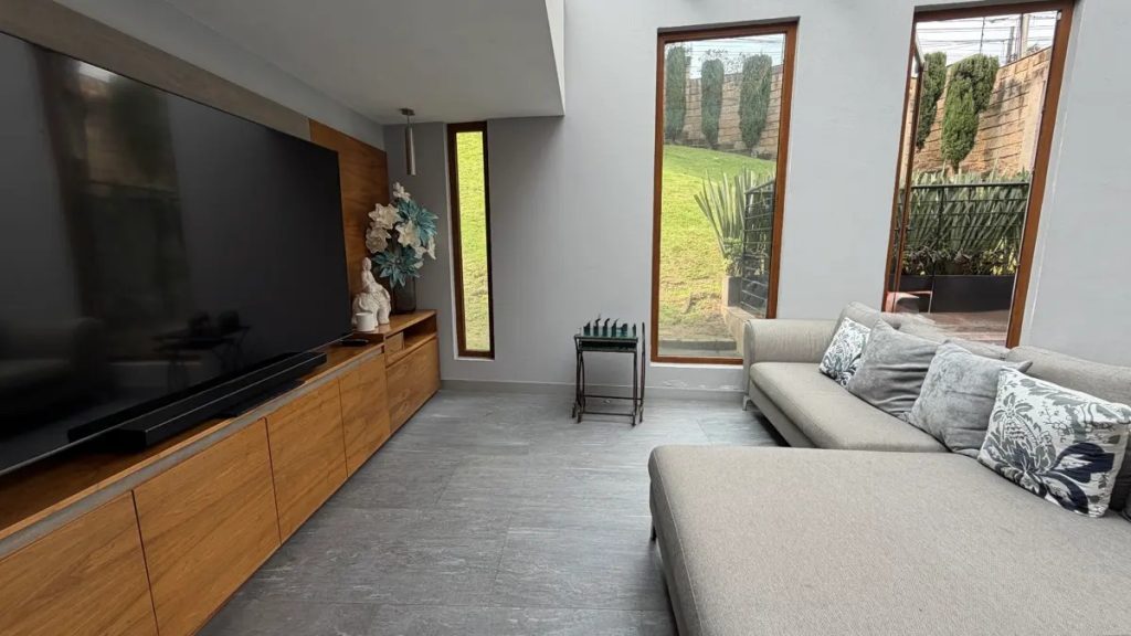 Casa-en-venta-en-Fraccionamiento-cerrado-en-Santa-Fe-Cuajimalpa-CDMX-6