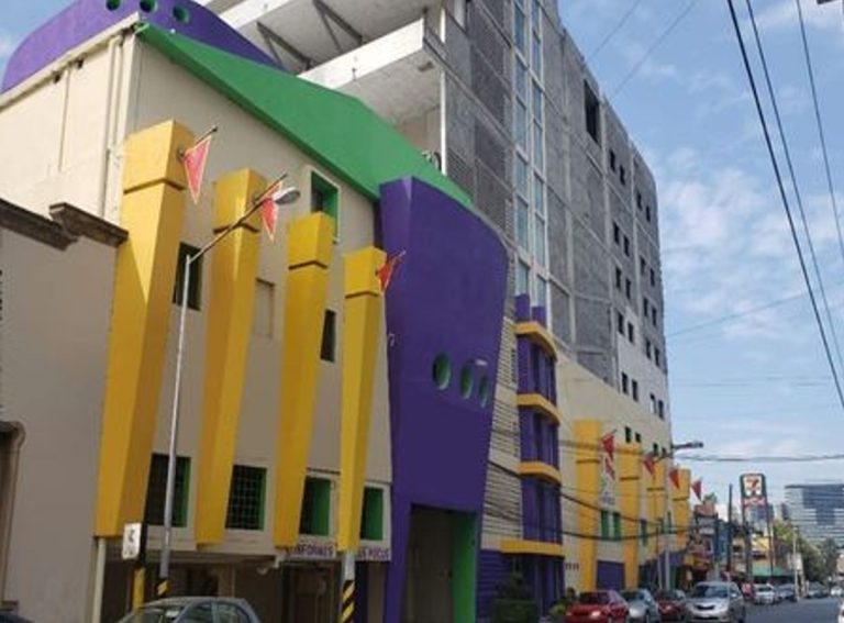 Edificio en renta en Colinas San Jerónimo en Monterrey, Nuevo Leon