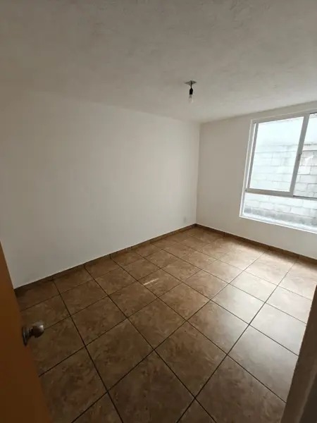 depa-en-renta-planta-baja-frente-a-zoo-Gdl-2-habitaciones-1-wc-1-cajon-est-5