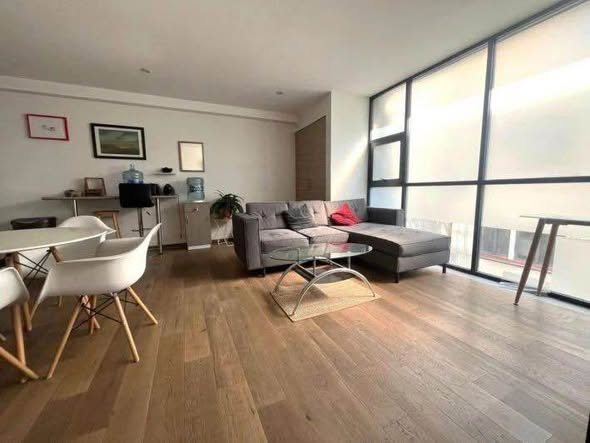 610952254_10162406421228325_447939185659699843_n