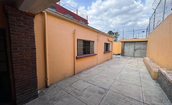 611000496_2610813609296361_2727296056560707434_n