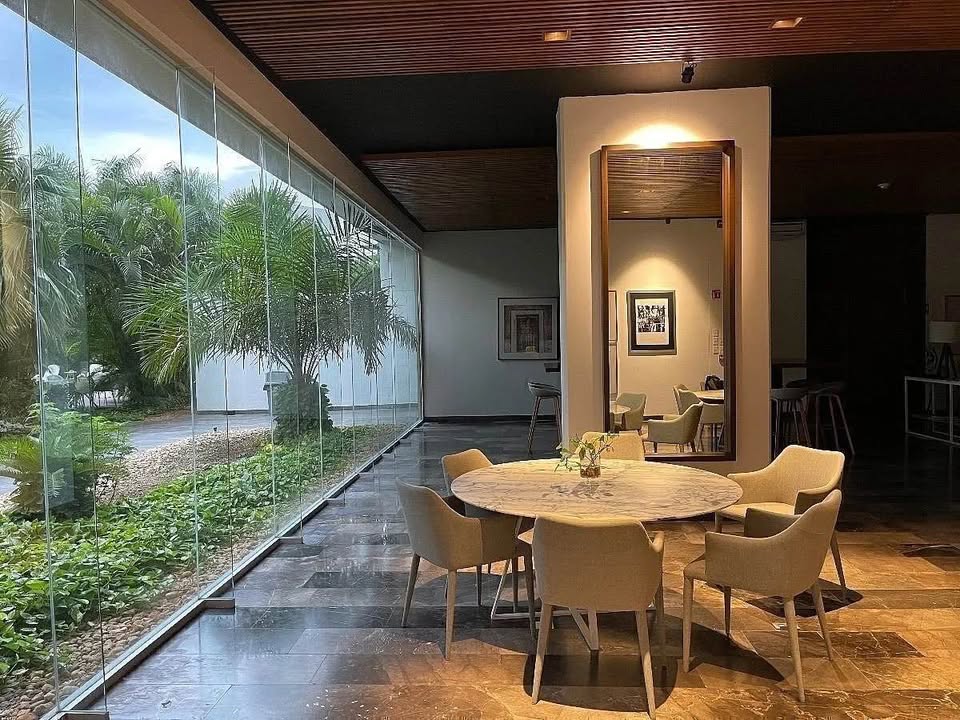 624120099_10162476978542005_63574263125411424_n