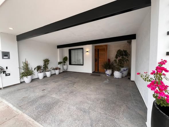 670153746_1322628269729752_4720289004146653454_n