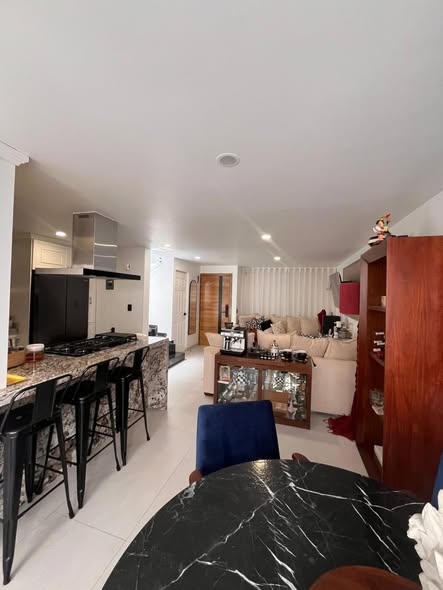 670626240_1322628286396417_1410884283099824975_n