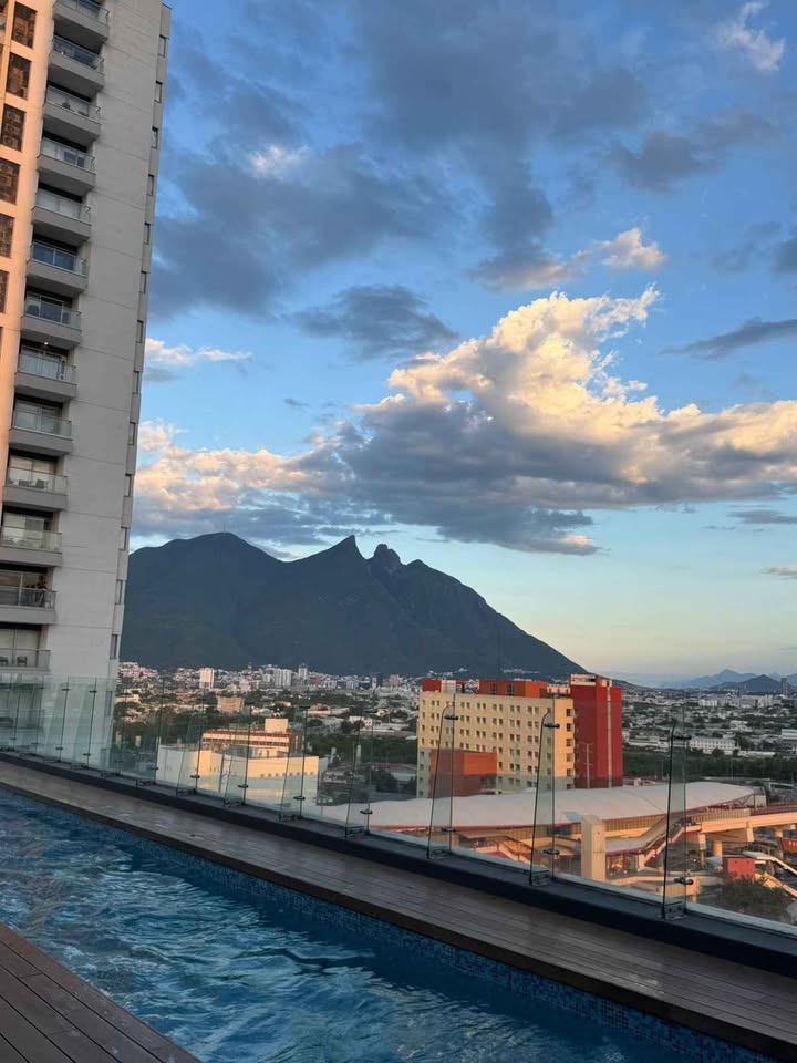 671174276_2097684154490098_2617205022212943770_n