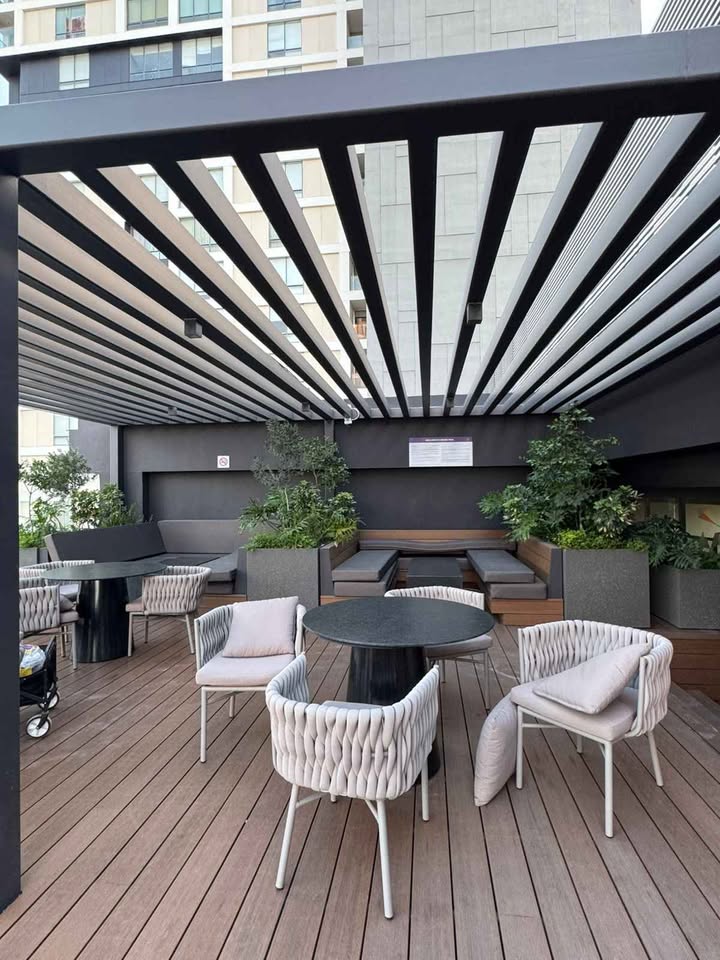 671754373_2097684557823391_4346999149539535059_n