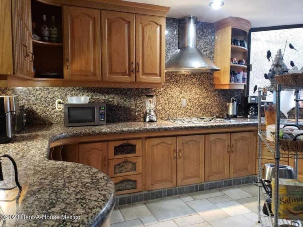 Casa-en-Venta-en-Bosques-de-la-Herradura-Huixquilucan-Mexico-4