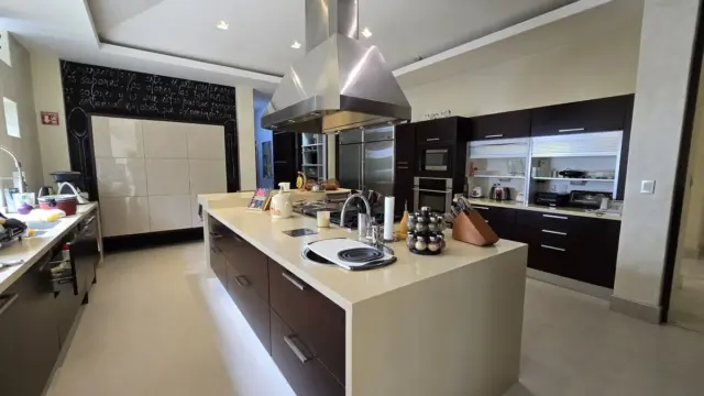 pp-241104130235-a72c549ccd29460ab5dd16236050d20el