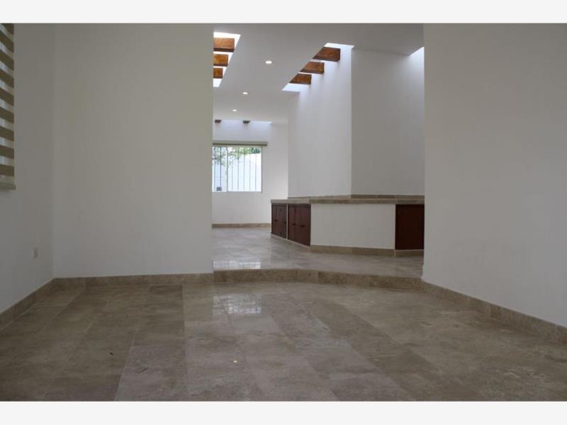 200724142139-7b7880bb170842a9aed2280820053b06l