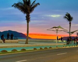 Invertir En Un Departamento a Tan Sólo 𝐮𝐧𝐚 𝐜𝐮𝐚𝐝𝐫𝐚 𝐝𝐞 𝐥𝐚 𝐩𝐥𝐚𝐲𝐚 Y A Un Súper Precio… Es Posible Mazatlan Sinaloa