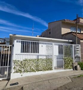 RENTA Casa acogedora, bonita, y que reciba mascotas? Casa en Renta