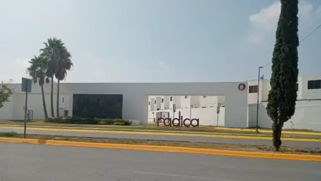 pp-251003122710-d3a5c94c425a445ba90bc97aa8718385l