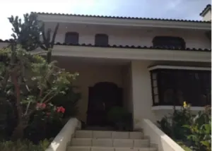 OPORTUNIDAD, GRANDE CASA en VENTA, de 1500 M2, Casa en remate con 5 recámaras y amplio terreno en Zapotlán El Grande Jalisco