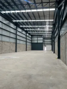 BODEGA en renta SUP. 821 M2, CONSTR. 708 M2 CARRET MEXQUITIC – SAN LUIS