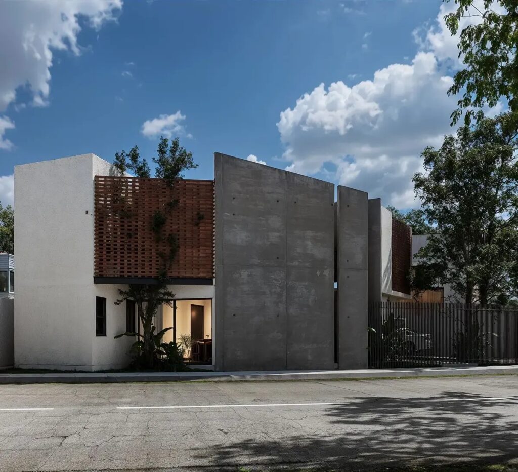 Residencia-en-Esquina-Fraccionamiento-Exclusivo-Al-Norte-de-Saltillo-3