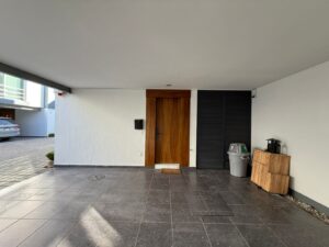 Casa Moderna Con Roof Garden en Ciudad Granja | Exclusividad y Confort en Cada Detalle — 3 rec · 190.00 m²