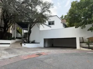 Casa en Venta en Colinas de San Agustin, San Pedro Garza García, Nuevo León