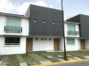 CASA EN VENTA FRACCIONAMIENTO RESIDENCIAL ALTEZA