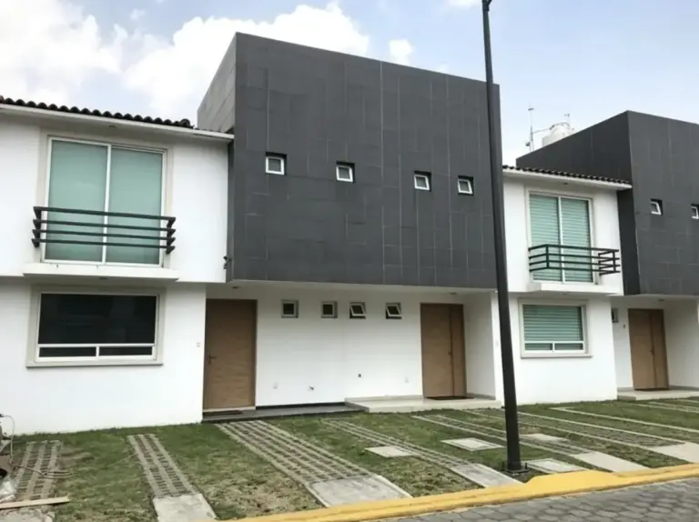 CASA EN VENTA FRACCIONAMIENTO RESIDENCIAL ALTEZA