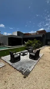 Casa Amueblada en Renta en Norte Mérida, Komchén, 5 Recamaras gran terreno de 1,000 M2