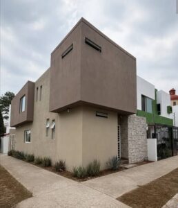 Hermosa Casa en VENTA de 3 Rec. en Colinas del Rey, Zapopan Jalisco