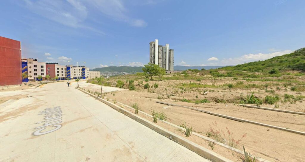 Lote-en-Venta-Fracc-Colina-Universidad-4