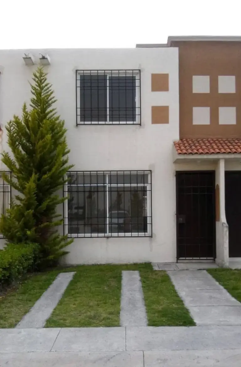 Casa en Renta 2 Rec en Las Misiones, Toluca, México