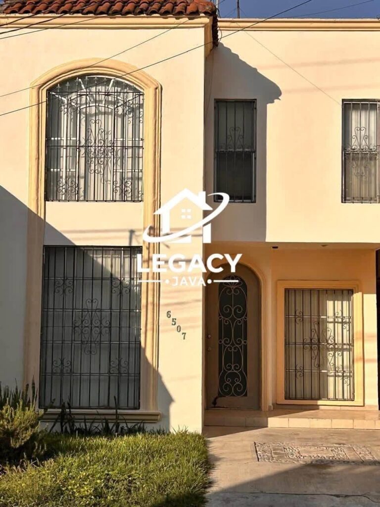 CASA EN VENTA EN MONTERREY CUMBRES ORO