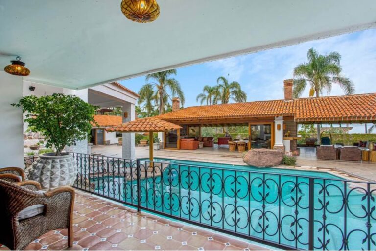 CASA EN VENTA EN GUADALAJARA JOCOTEPEC JALISCO