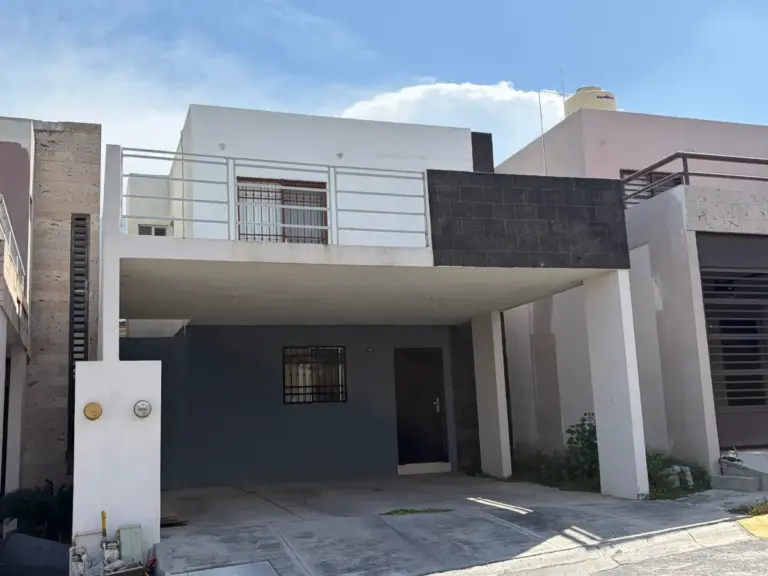 CASA en RENTA de 3 recamaras, en CUMBRES DEL SOL, Monterrey Nuevo Leon