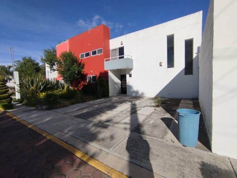 CASA EN VENTA EN REAL CEDROS TEXCOCO